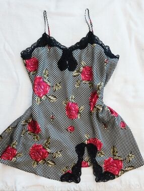 Vintage Solange Floral Lace Trim Satin Chemise - Black & Red Roses